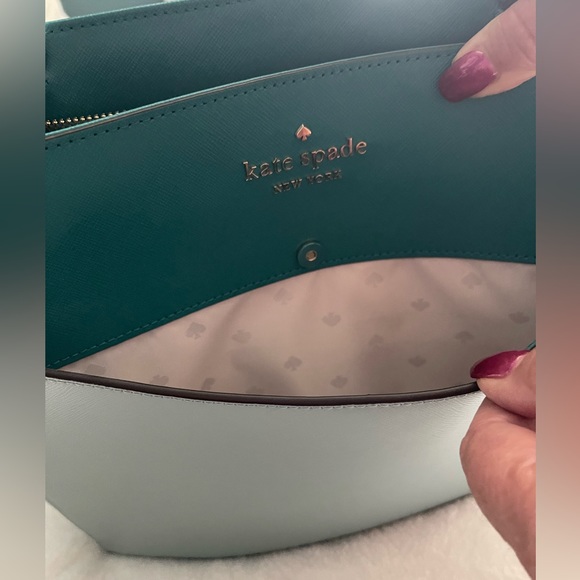 Kate Spade large Tote - Picture 2 of 7